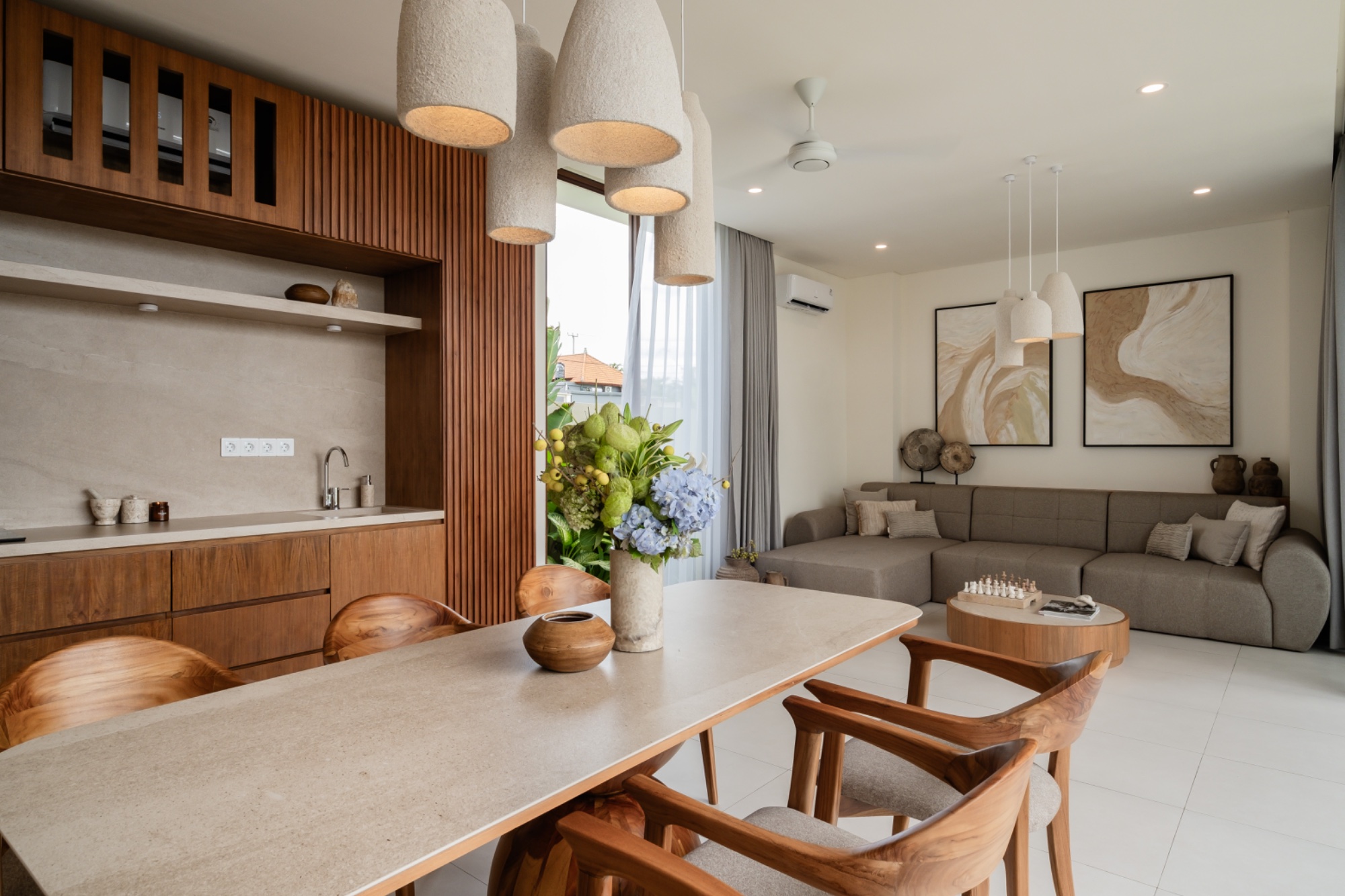 Furniture & Interiors