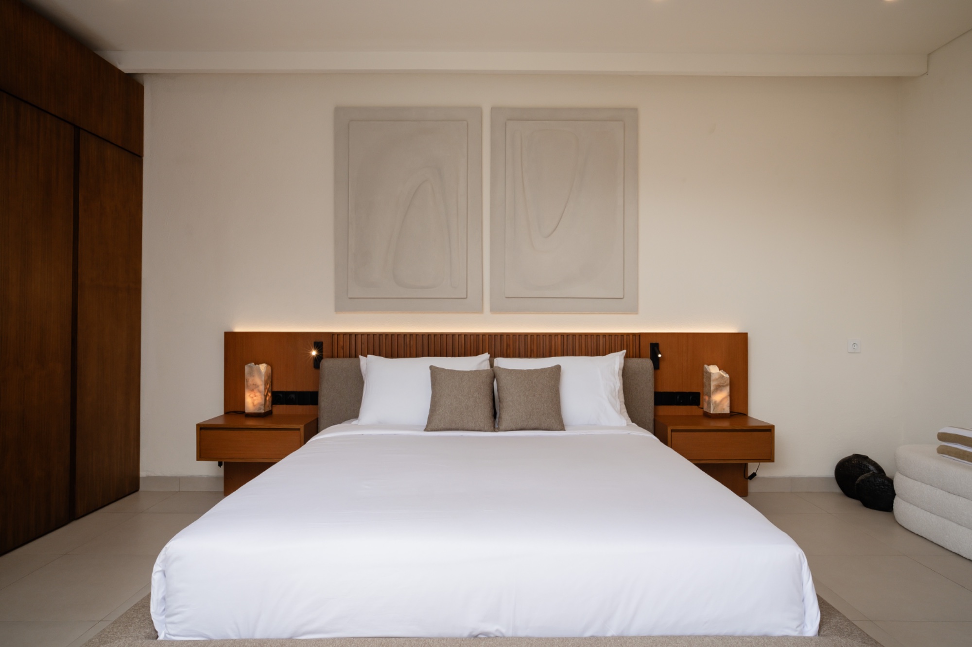 Bedroom joinery